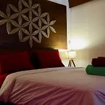White Moon - Dream 5Br Villa In Legian Close To The Beach