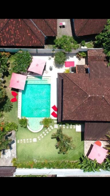 White Moon - Dream 5br In Legian Close To The Villa *