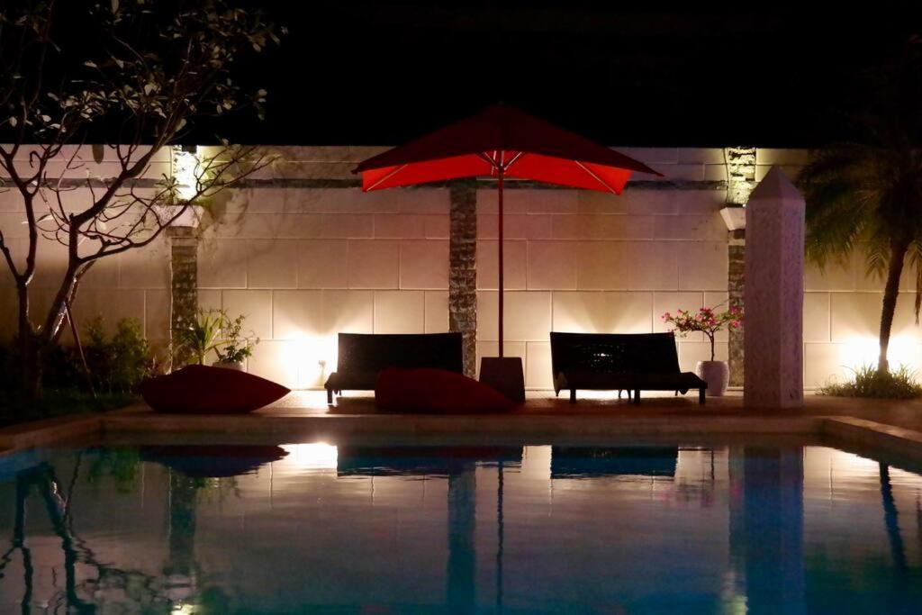 White Moon - Dream 5br In Legian Close To The * Kuta (Bali)